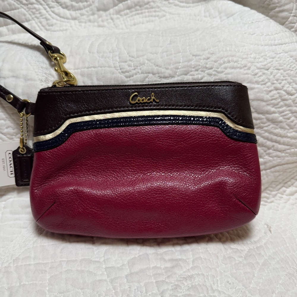 Coach all leather weistlet